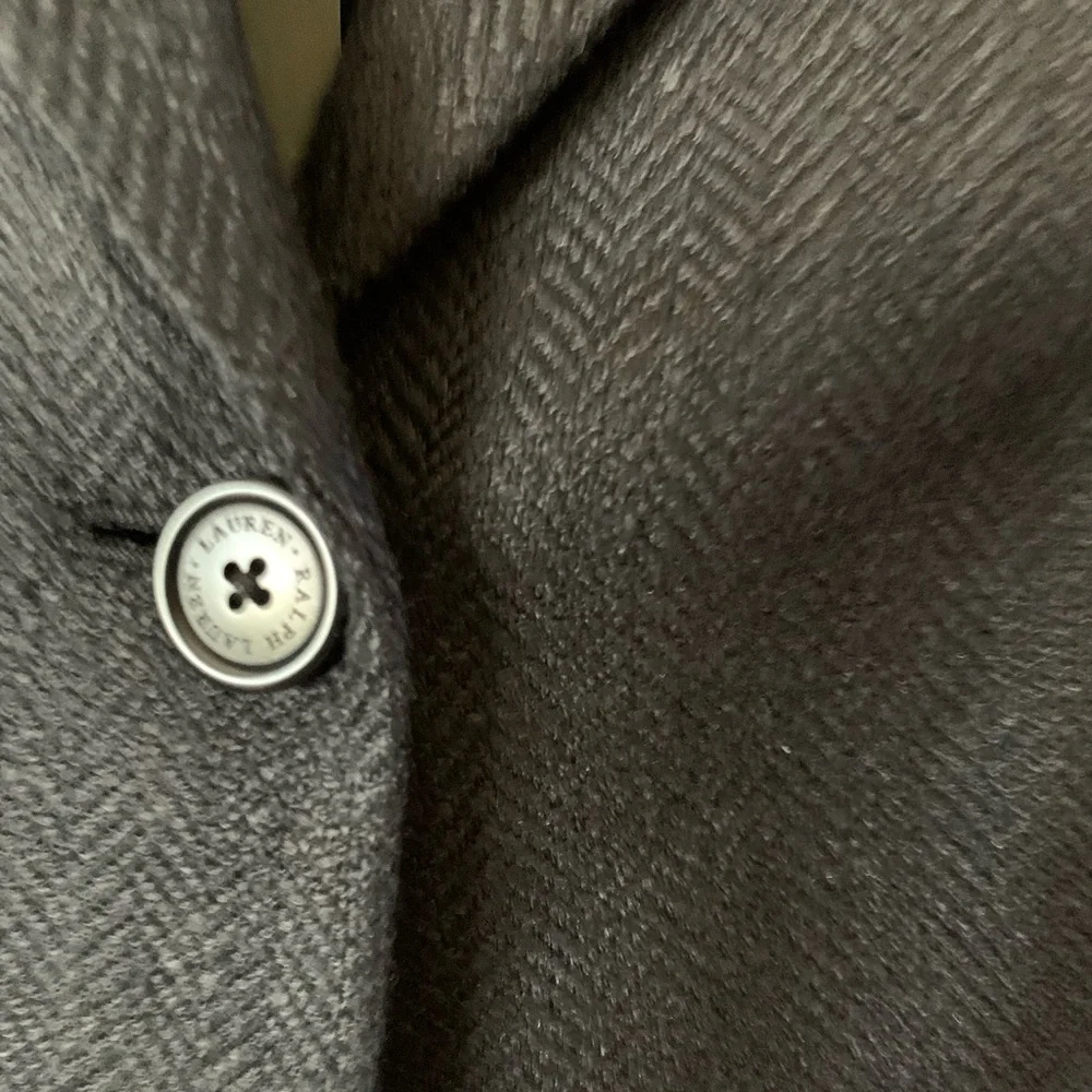 Jacket - Picture 5 of 5